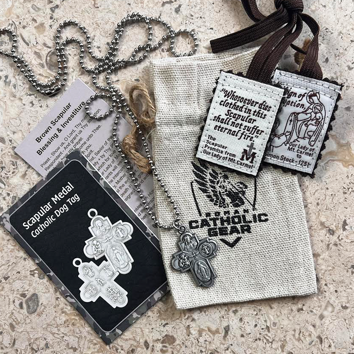 Collar de medalla escapulario de 4 vías